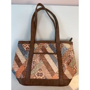 Donna Sharp Women's Quilted Patchwork Tote Boho Cottagecore Bag